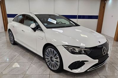Mercedes EQE 350 4-Matic Electric Art