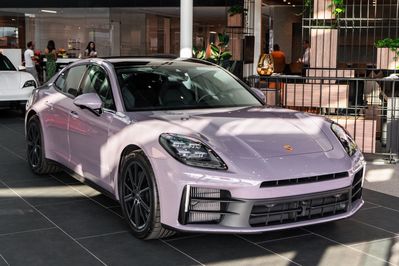 Porsche Panamera 4