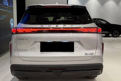 Chery Tiggo 7 Prestige 1.5 T-GDI Super Hybrid DHT