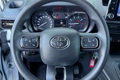 Toyota Proace City Long Izoterma L2H1