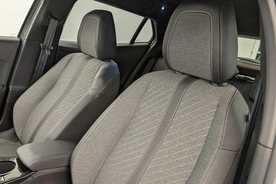 Peugeot 2008 ALLURE 1.2 PureTech