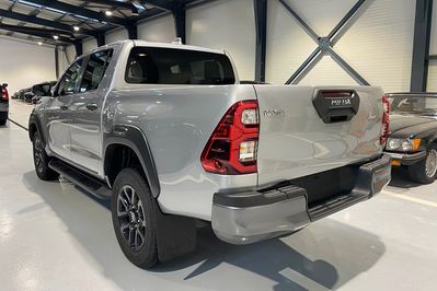 Toyota HiLux Double Cab Invincible