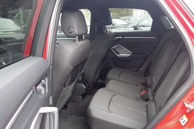 Audi Q3 35 TFSI mHEV S-Line S tronic