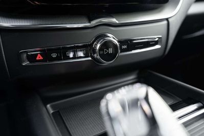 Volvo XC60 T6 Plug-In Hybrid AWD Ultra Black Edition