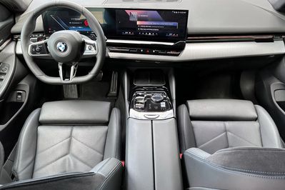 BMW Seria 5 520d xDrive mHEV M Sport aut