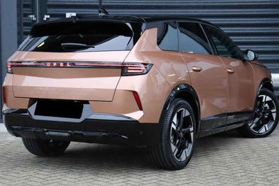 Opel Grandland X GS Standard Range Electric 73kWh