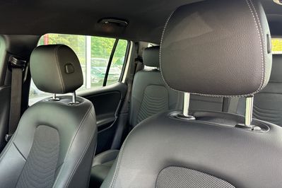 Mercedes GLB 200