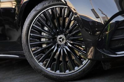 Mercedes Klasa E 200 AMG