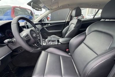 Kia Stinger 2.0 T-GDI L