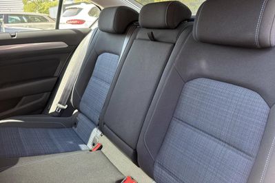 Volkswagen Passat GTE 1.4 TSI Plug-In Hybrid  DSG
