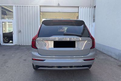 Volvo XC90 T8 AWD Plug-In Hybrid Ultra Dark