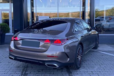 Mercedes E Klasa 220 d 4-Matic AMG