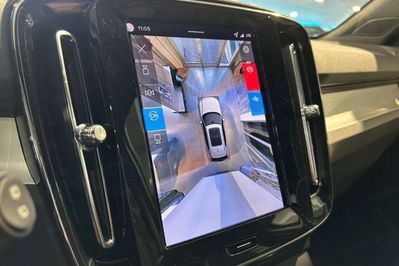 Volvo XC40 B4 Ultra Dark