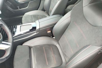 Mercedes CLA 180 AMG Line 7G-DCT