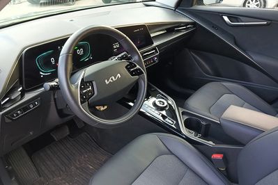 Kia Niro 1.6 Gdi Hybrid l