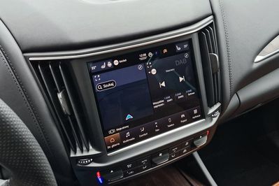 Maserati Levante GT AWD Nerissimo Sport