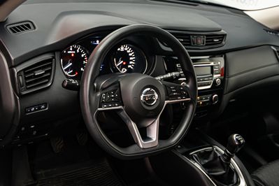 Nissan X-Trail 1.6 DIG-T Visia 2WD