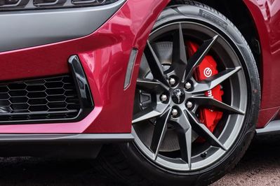 Ford Mustang Dark Horse aut 5.0 Ti-VCT V8