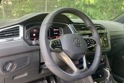 Volkswagen Tiguan 2.0 Tsi 4MOT r-Line Dsg