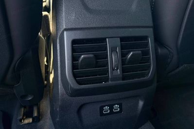 BMW Seria 1 120d mHEV aut