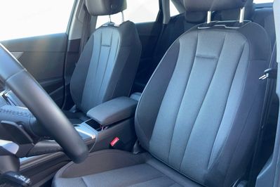 Audi A4 35 TFSI mHEV S Line