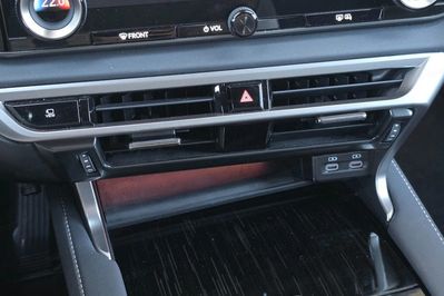 Lexus RX 450h+ F Sport Design