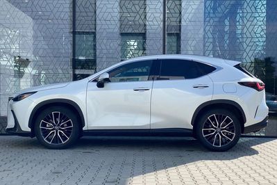 Lexus NX 350h Omotenashi AWD