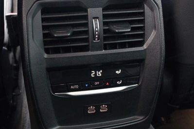 BMW Seria 3 Touring 320d Sport Line