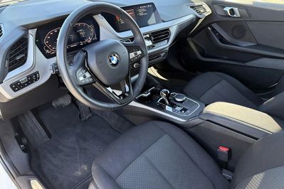 BMW Seria 1 118i Advantage aut