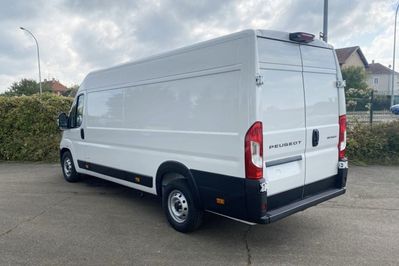 Peugeot Boxer L4H2 AT8