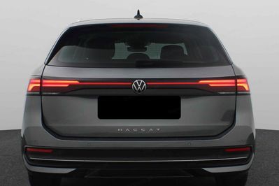 Volkswagen Passat Business Plus 1.5 TSI mHEV DSG
