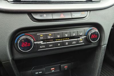Kia Ceed Ceed 1.5 T-GDI mHEV M