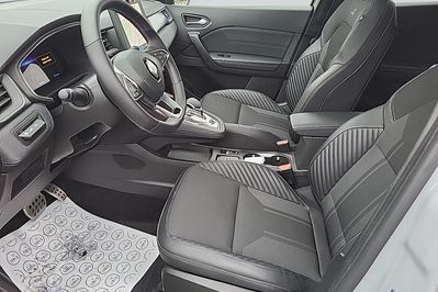 Renault Captur Esprit Alpine 1.6 E-Tech Full Hybrid AT