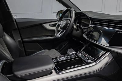 Audi Q8 50 TDI mHEV quattro Tiptronic