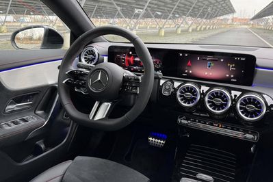 Mercedes CLA 200 AMG Line