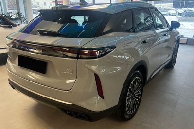 Omoda 9 1.5 Super Hybrid Exclusive AWD