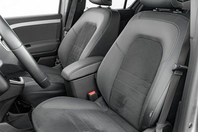 Mercedes T klasa T180d Progressive AT