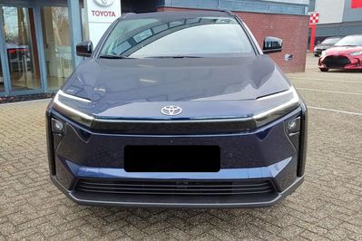 Toyota bZ4X Style EV