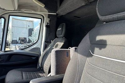 Iveco Daily DAILY 70C18 Zabudowa + Tył spanie