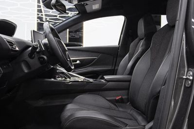 Peugeot 5008 PureTech GT Pack S&S EAT8
