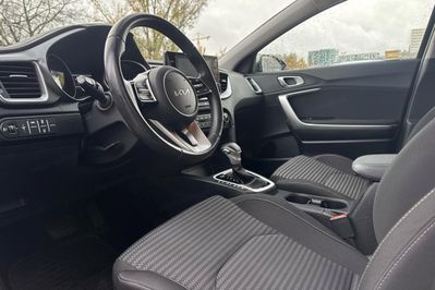 Kia Ceed M 1.5 T-GDI  DCT