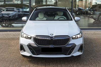 BMW Seria 5 Touring 520d xDrive M Sport