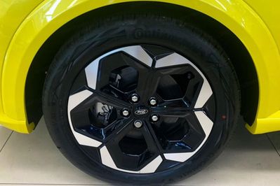 Ford Puma Premium 43.6 kWh