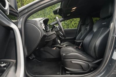 Kia Ceed ProCeed1.4 t-Gdi Gt Line Dct