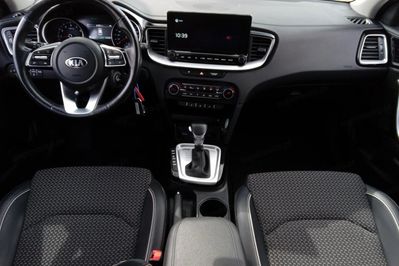 Kia Ceed 1.5 T-GDI  DCT