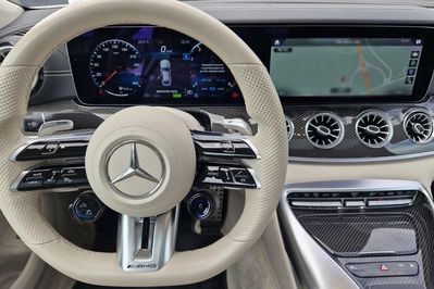 Mercedes AMG GT 43 4-Matic+