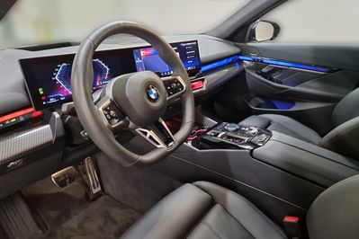 BMW Seria 5 520i mHEV aut