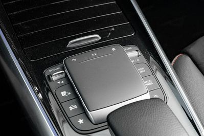 Mercedes EQA 250 66.5kWh AMG Line