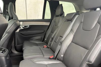 Volvo XC90 T8 AWD Plug-In Hybrid Ultra Dark 7os aut