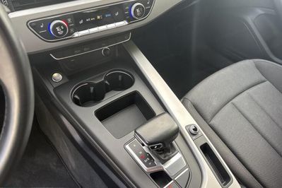 Audi A4 35 TFSI Advanced